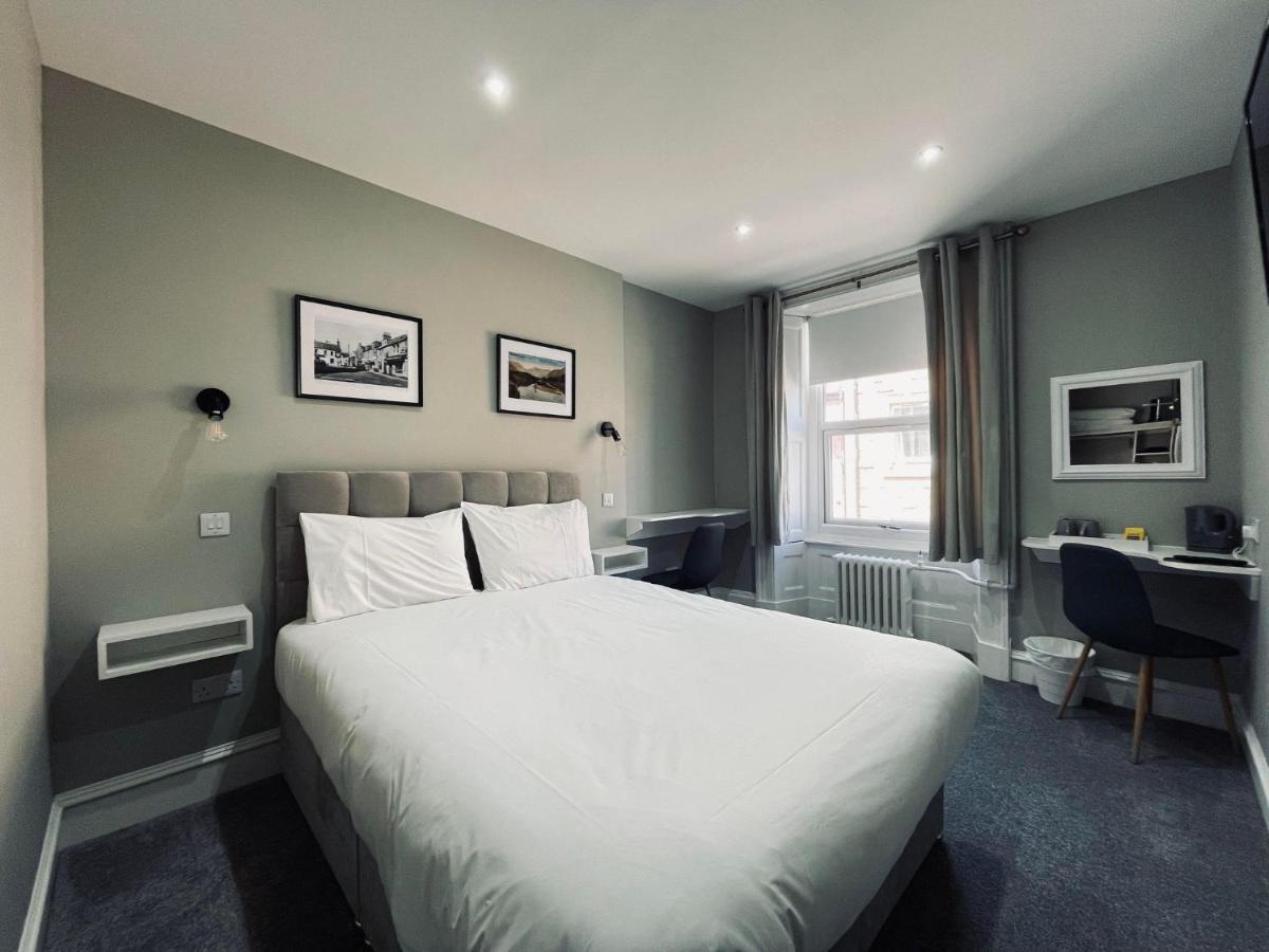 Airlie Arms Hotel Kirriemuir Zewnętrze zdjęcie
