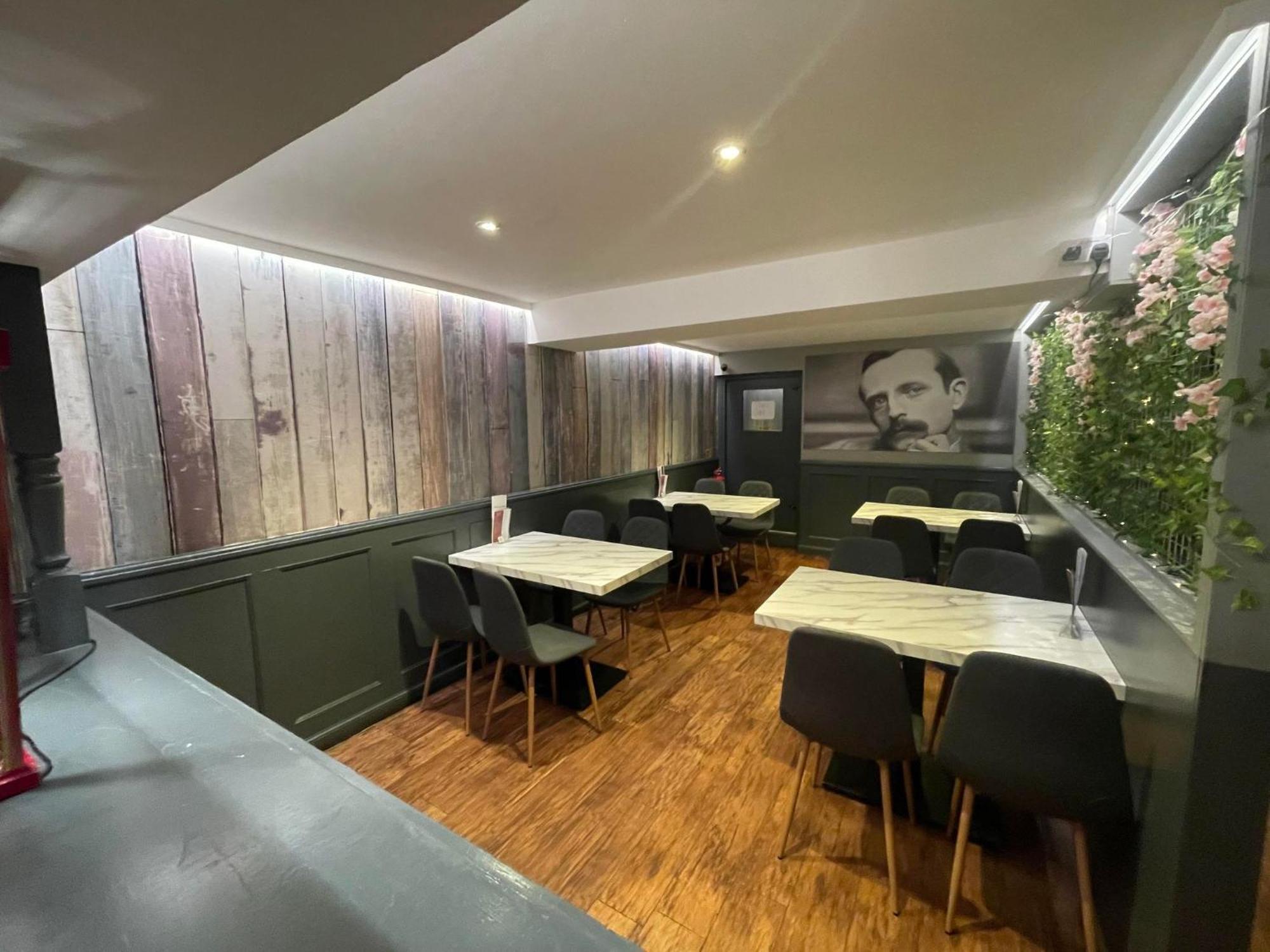 Airlie Arms Hotel Kirriemuir Zewnętrze zdjęcie