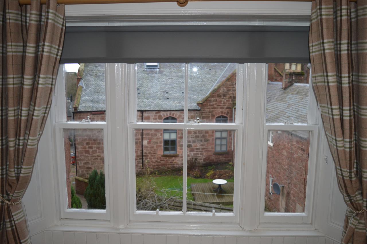 Airlie Arms Hotel Kirriemuir Zewnętrze zdjęcie